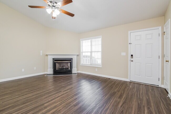 Foto del edificio - 68 Bent Creek Ct