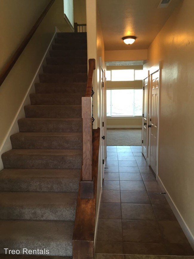 Building Photo - 3 br, 2.5 bath House - 1017 Quarry View Way