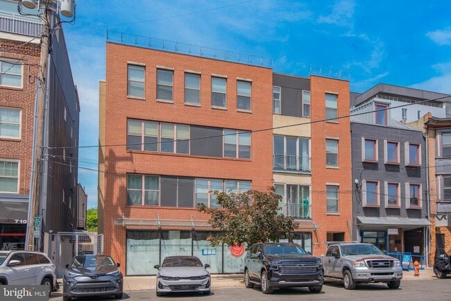 Building Photo - 712 N 2nd St
