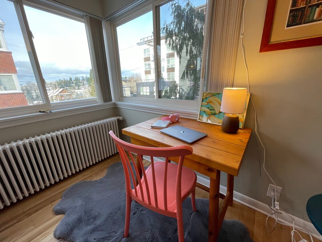 4405 SW Alaska St Unit 201, Seattle, WA 98116 Condo for Rent in