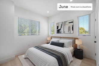 Building Photo - Room in Shared 4 bed/3 bath home