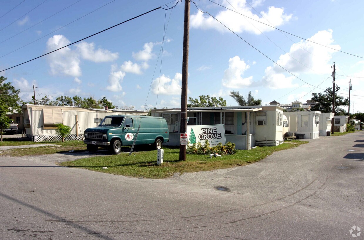 Building Photo - Pine Grove Trailer Court