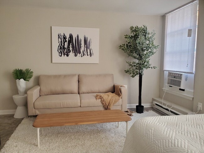 Studio apartment (virtually staged) - The Paramount