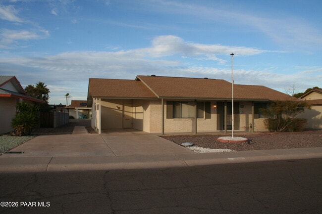 Foto del edificio - 11014 W Cheryl Dr