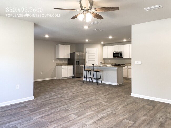 Building Photo - Pet Friendly Rental