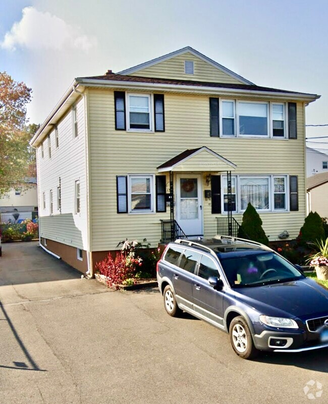 Townhomes For Rent in Farmington CT 2 Townhouses