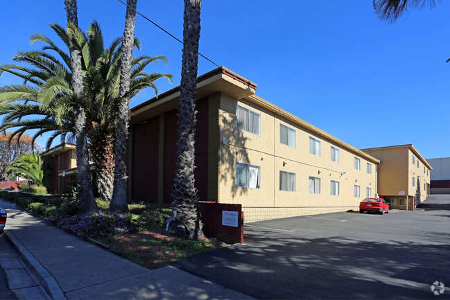 Foto del edificio - Hallmark Apartments