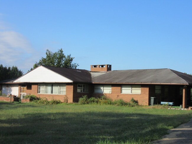 Building Photo - 3333 McCoy Rd