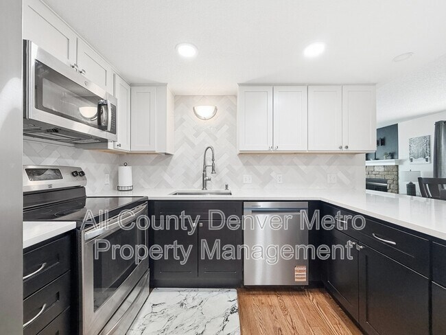 Foto del edificio - 8418 Everett Way