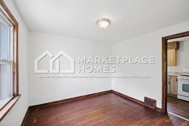 Building Photo - 3731 Merle St