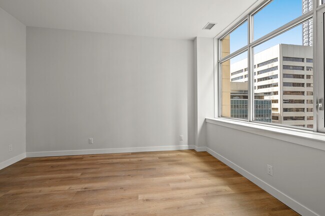 Building Photo - Petro Fina