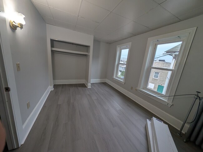 Dormitorio nº 1 - 332 S 2nd St