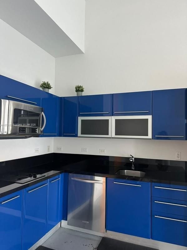 Building Photo - 253 NE 2nd St