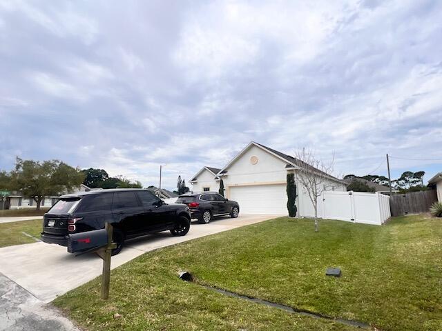 Primary Photo - 3230 SW Regatta St