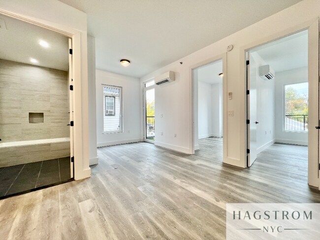 Foto del edificio - 3321 Glenwood Rd