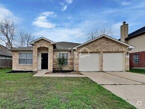 Building Photo - 17602 Coventry Oaks Dr