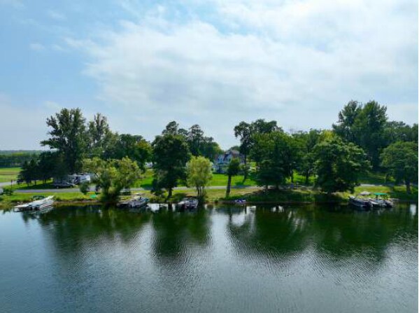 Foto del edificio - 2102 120th Ave