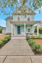 Building Photo - 244 Great Lawn Dr