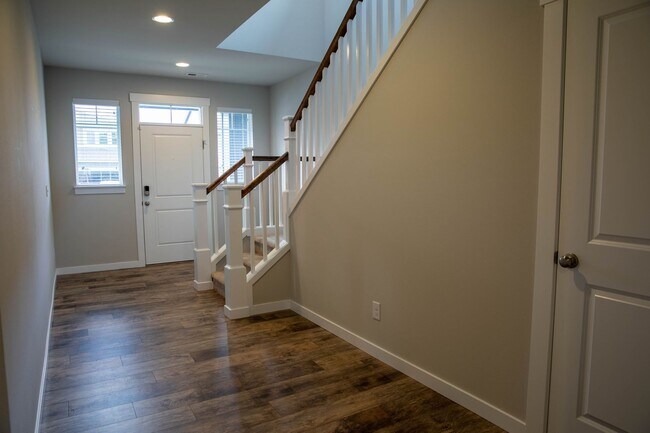 Foto del edificio - 6820 Oleander Ave NE