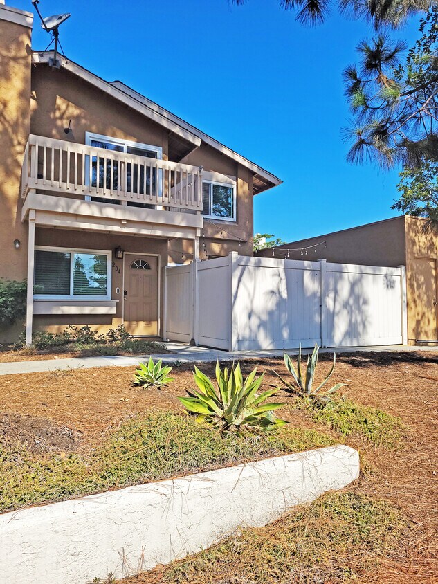 204 Countryhaven Rd, Encinitas, CA 92024 Townhome Rentals in
