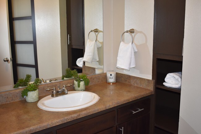 bathroom cabinets north hollywood modren bathroom cabinets north hollywood modern oak interior - Bathroom Cabinets North Hollywood bathroom cabinets north hollywood modren bathroom cabinets north hollywood modern oak interior - Bathroom Cabinets North Hollywood