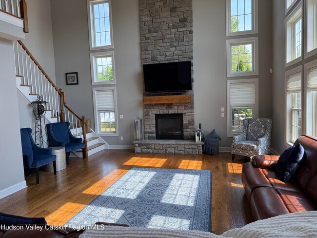 Foto del edificio - 7 Hammerstone Ln