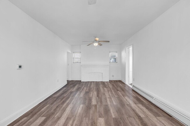 Building Photo - 1208 River Rd