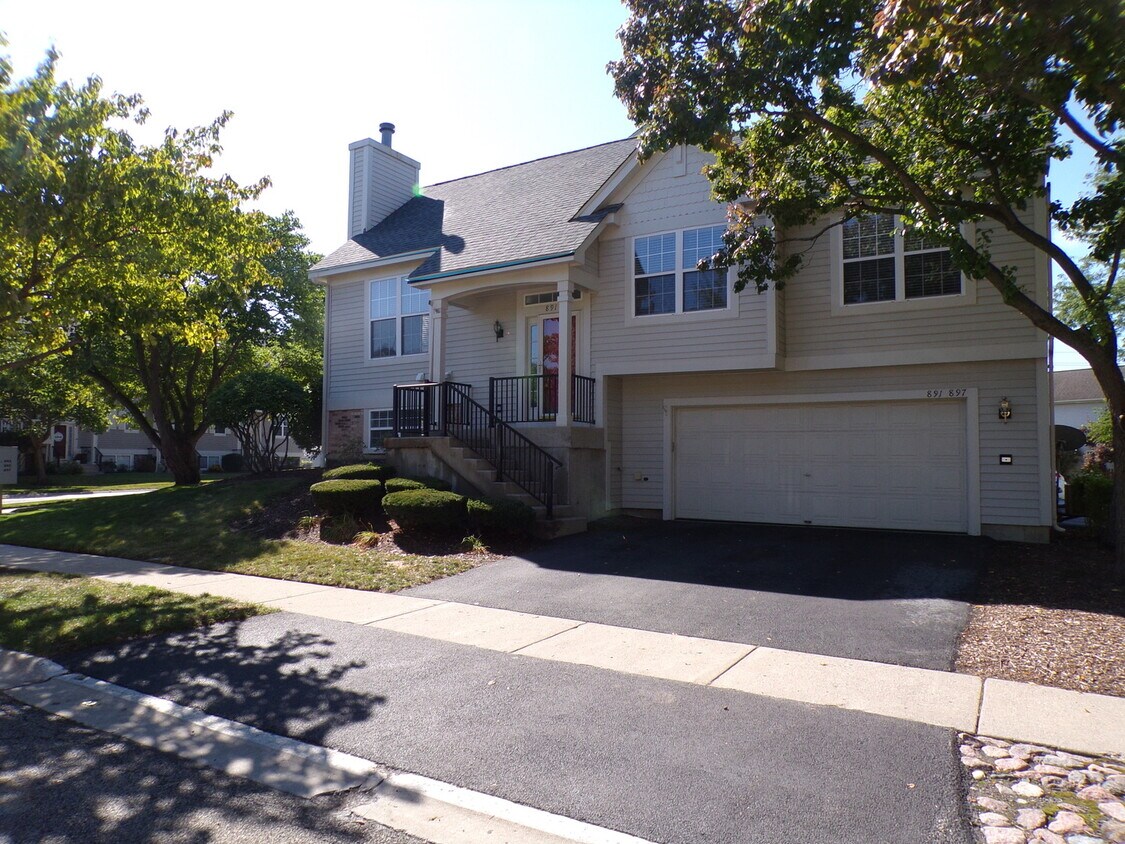 Foto principal - 891 Essex Cir