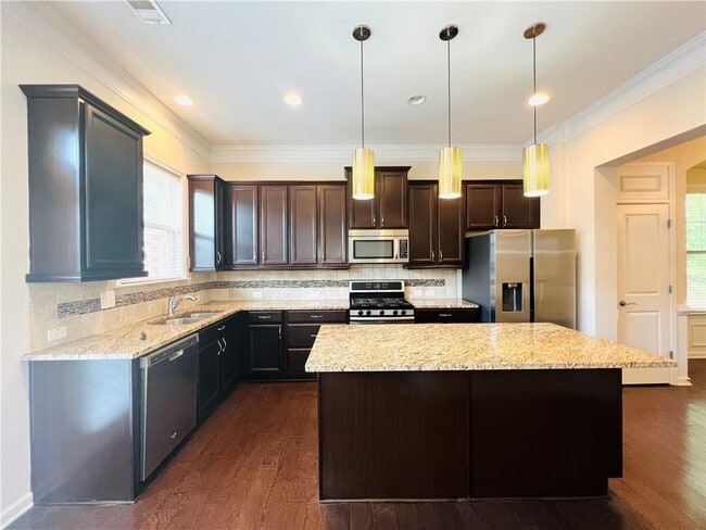 Foto del edificio - 2647 Portbury Place Northeast