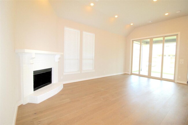 Building Photo - 2211 Almond Creek Ln