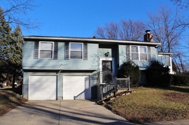 Building Photo - 3415 Alpine Pl