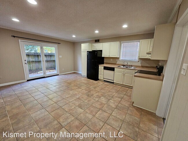 Foto del edificio - 2 br, 1.5 bath House - 573 S Goodlett Street