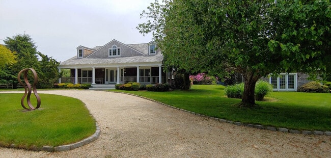 Building Photo - 491 Butter Ln