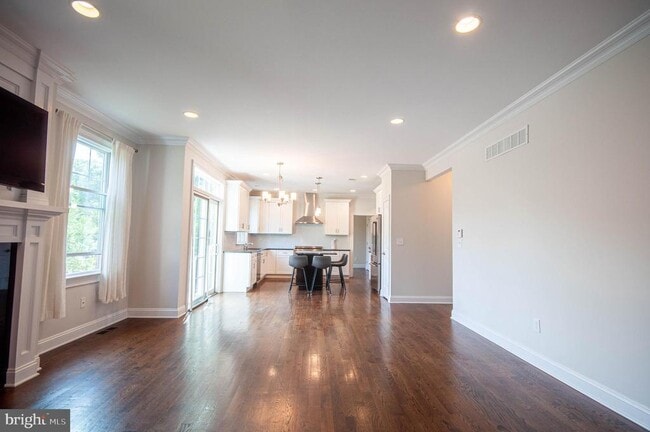Foto del edificio - 35 Hillside Rd