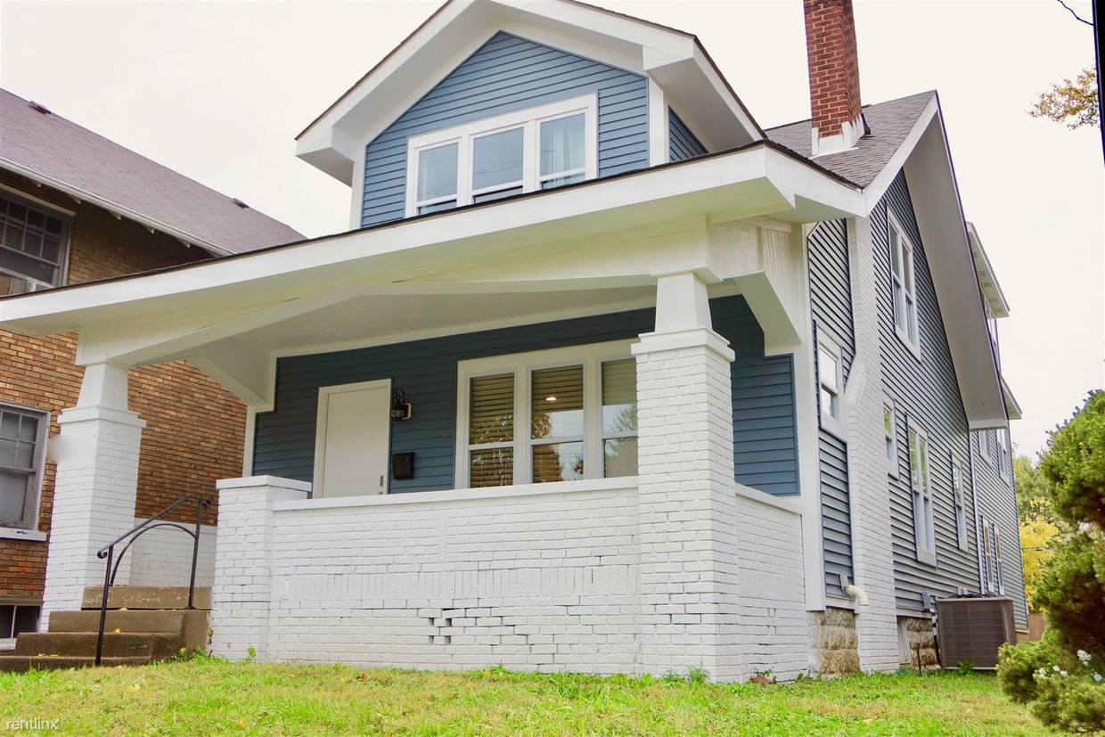 Primary Photo - 4 br, 2 bath Townhome - 2310 Summit St