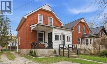 Building Photo - 391 Douro St