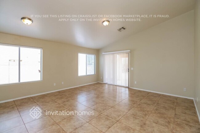 Building Photo - 10546 E Contessa St
