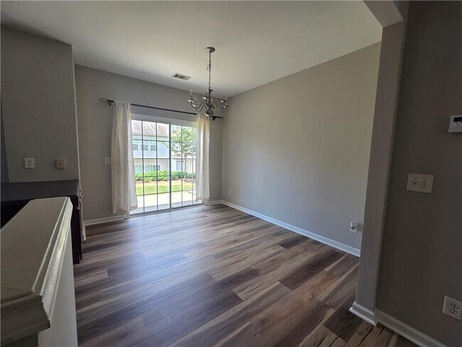Building Photo - 955 Prestwyck Ct