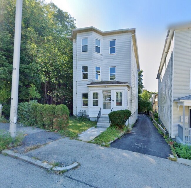 Building Photo - 58 Catharine St