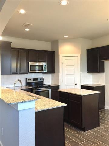 Foto del edificio - 1030 Sierra Vista Ct