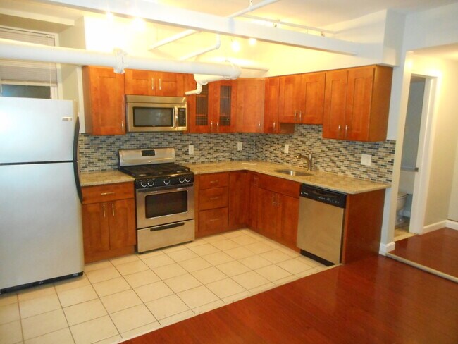 Foto del edificio - 70A Strathmore Rd