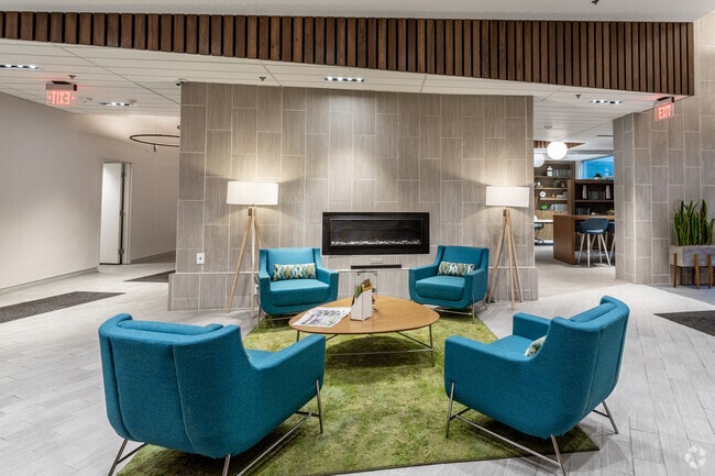 Lobby - ReNew Logan Square