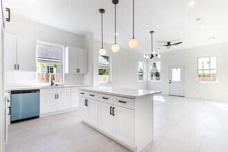 Building Photo - 4008 Bennington St