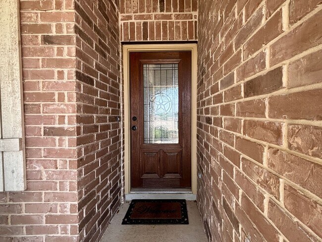 Foto del edificio - Welcome to this Big & Beautiful! 5 bed/3.5...