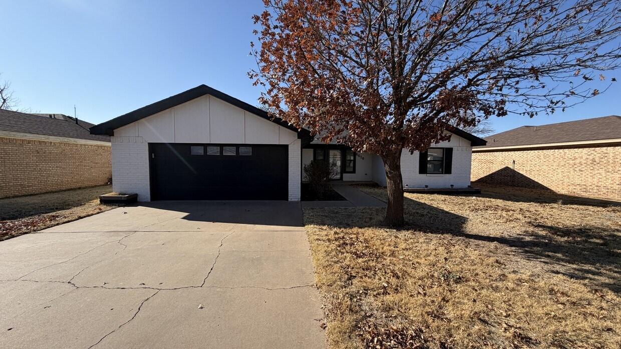 Foto principal - 6610 Huron Ave