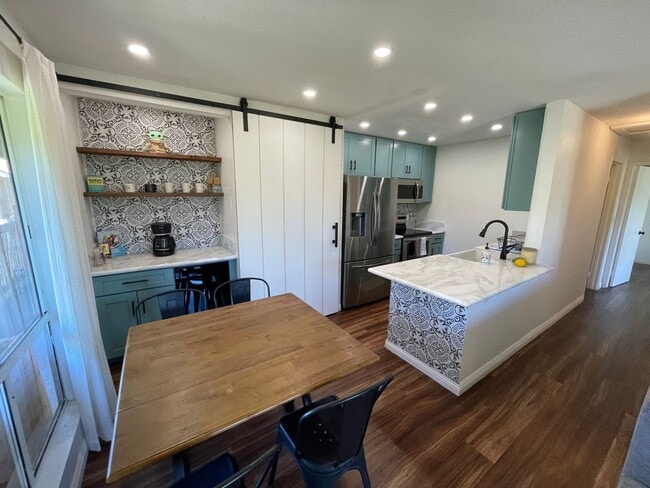 Foto del edificio - Kihei Villages Upper Level Furnished 2bed/1.5 bath Ocean View Condo