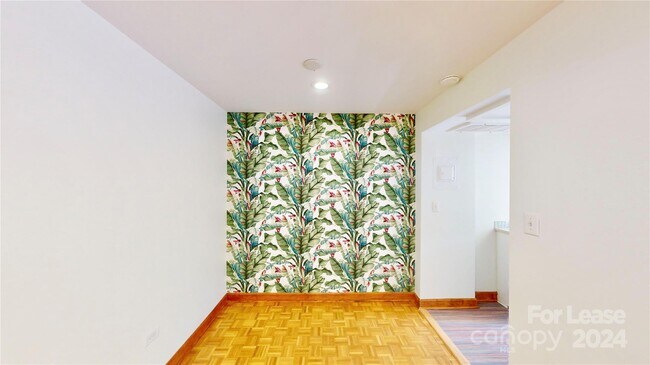 Foto del edificio - 1300 Queens Rd