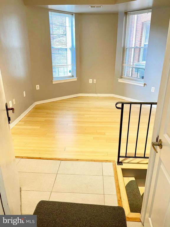Foto principal - 1108 Columbia Rd NW