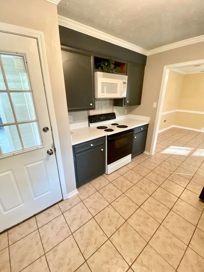 Foto del edificio - 3 bed, 2 bath in the Heart of Ridgeland