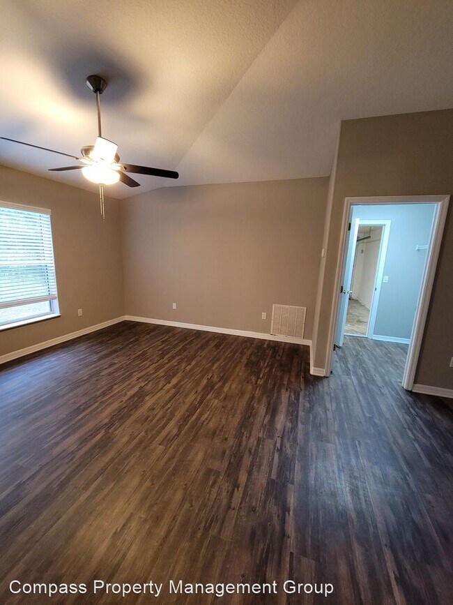 Foto del edificio - 4 br, 2 bath House - 10 Buffalo View Ln.